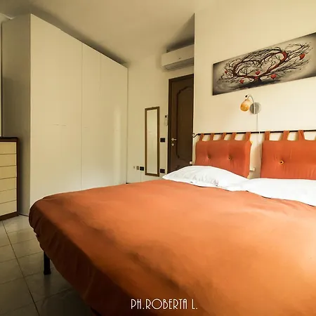Alojamento de Acomodação e Pequeno-almoço Profumo Di Mare Free Private Parking Included