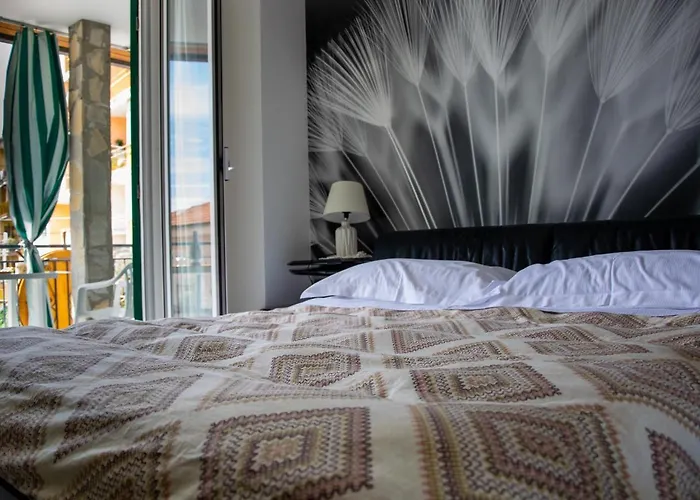 Profumo Di Mare Free Private Parking Included 3* Sanremo